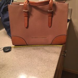Dooney & Bourke leather tote and crossbody strap